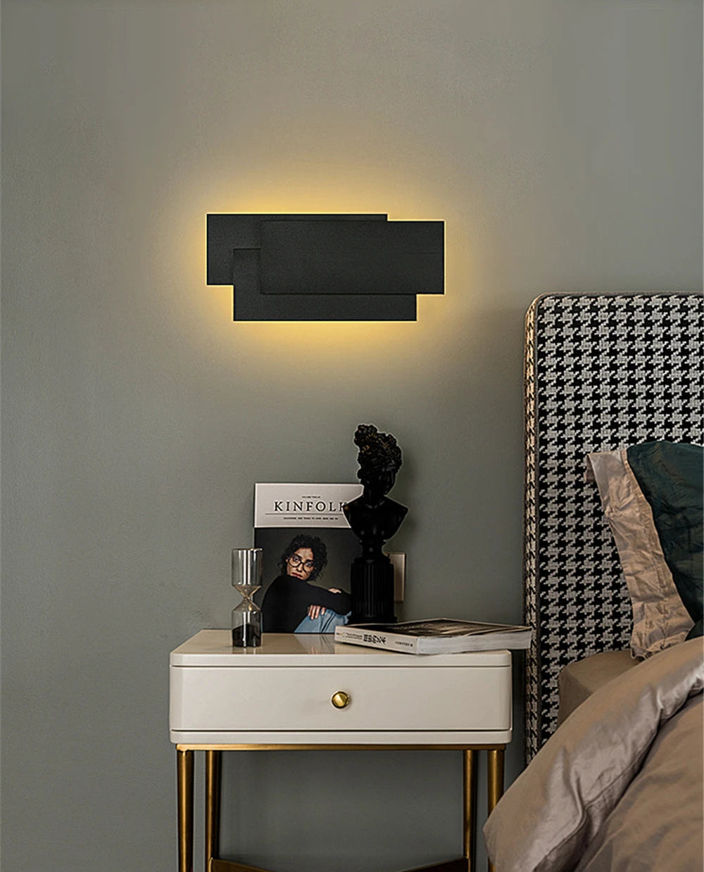 Halo – Modern LED Wall Sconce