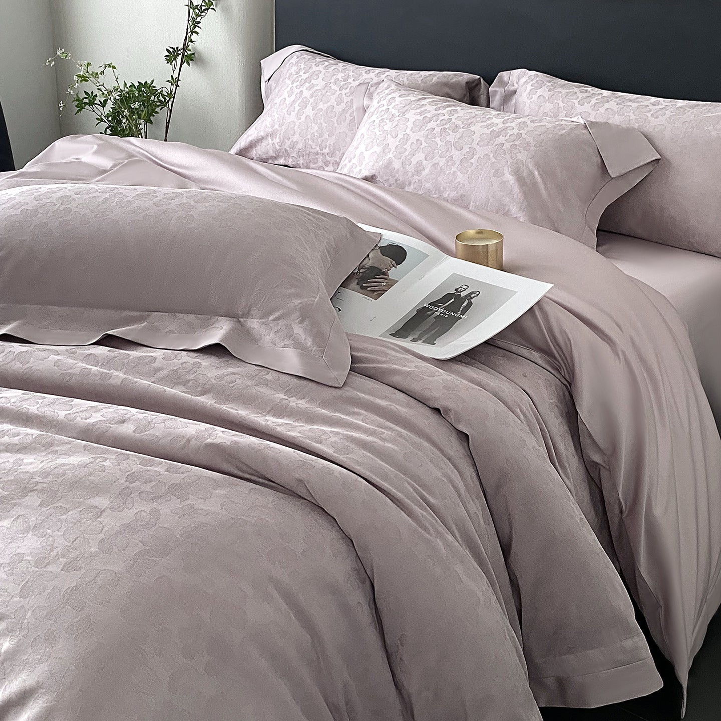 RegaliaSateen™ 4PCS Premium 100s Sateen Jacquard Bedding Set – Pure Cotton Sheet & Duvet Cover (Queen/King)