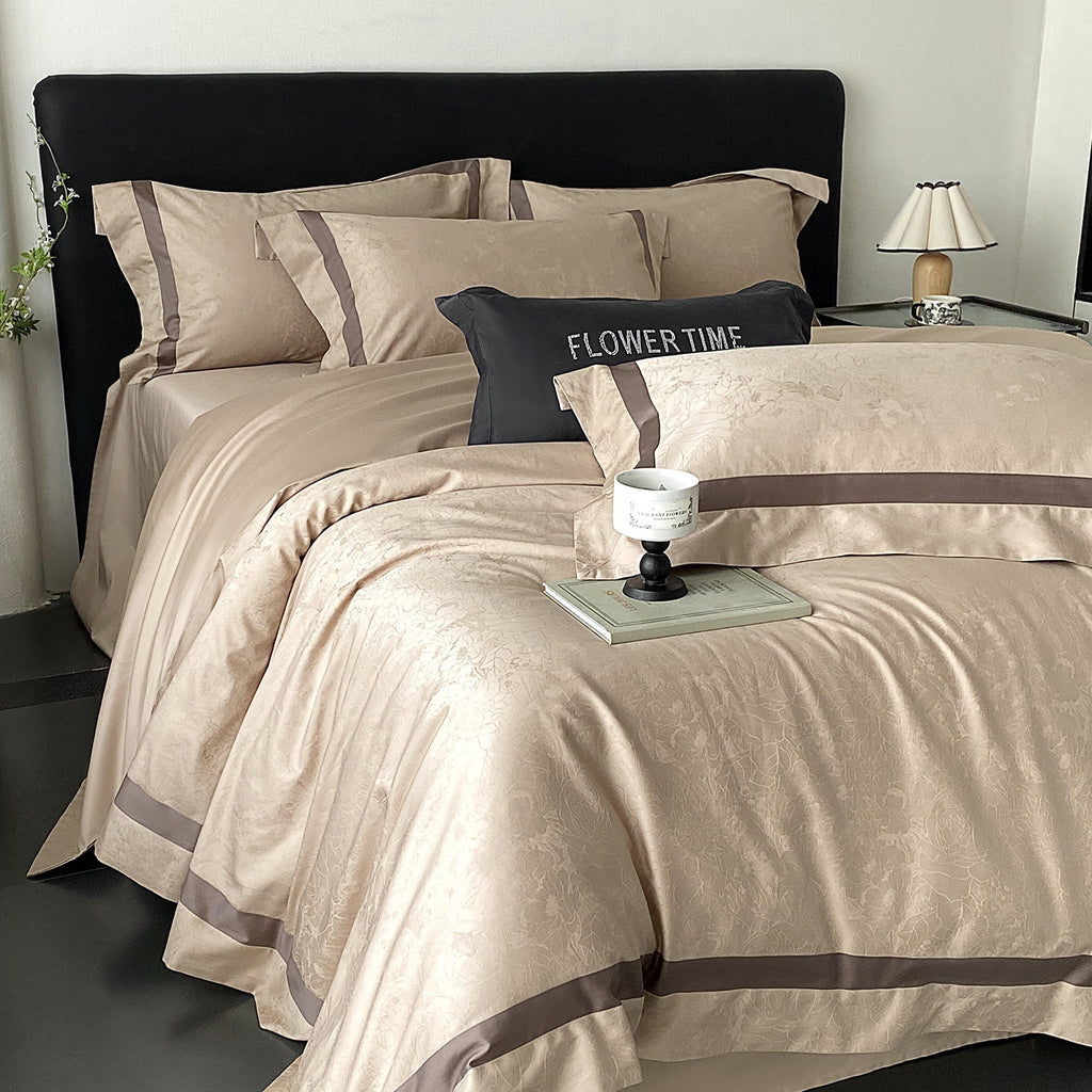 RegaliaSateen™ 4PCS Premium 100s Sateen Jacquard Bedding Set – Pure Cotton Sheet & Duvet Cover (Queen/King)