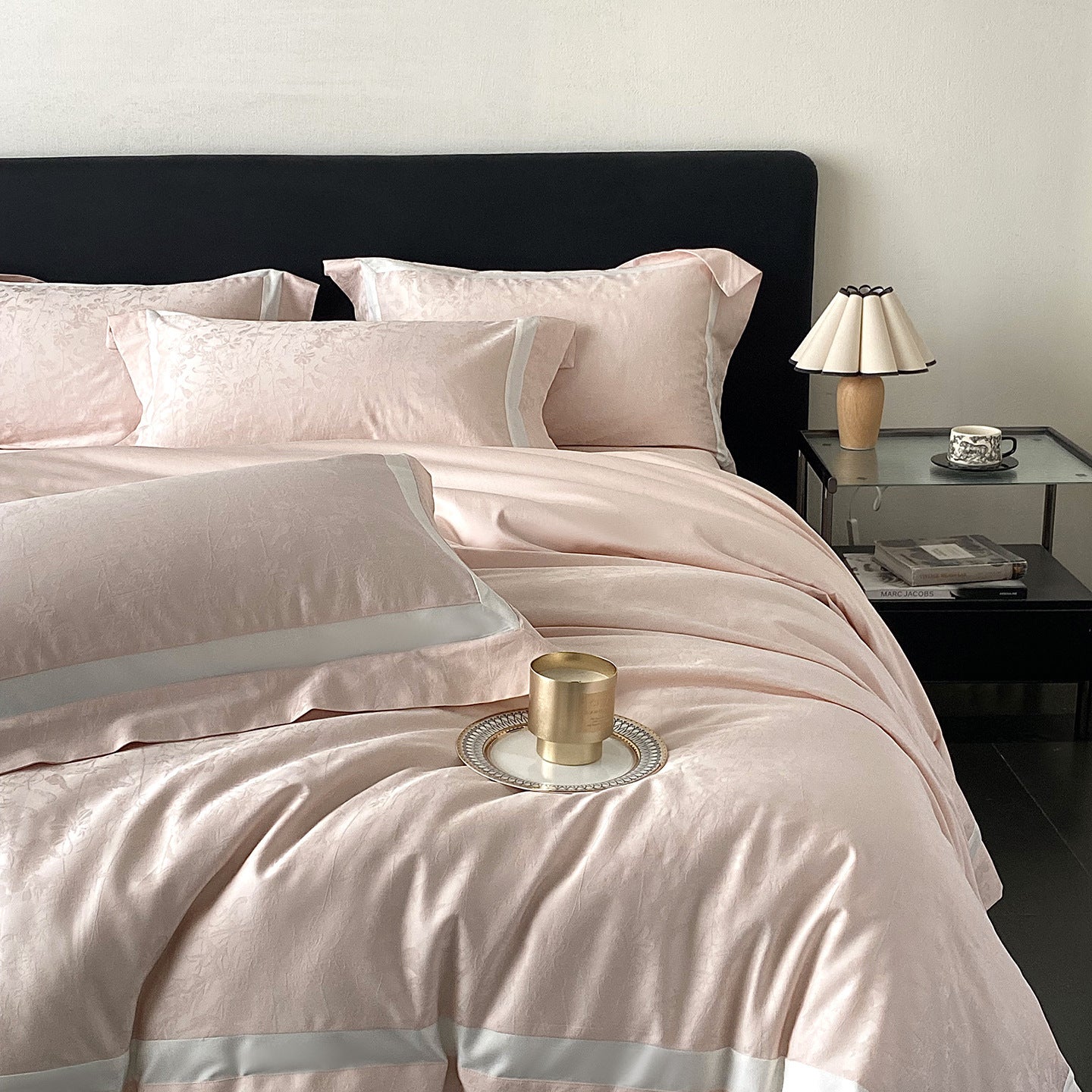 RegaliaSateen™ 4PCS Premium 100s Sateen Jacquard Bedding Set – Pure Cotton Sheet & Duvet Cover (Queen/King)