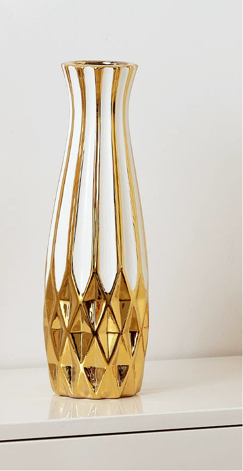 Château Luxe Gold Vase