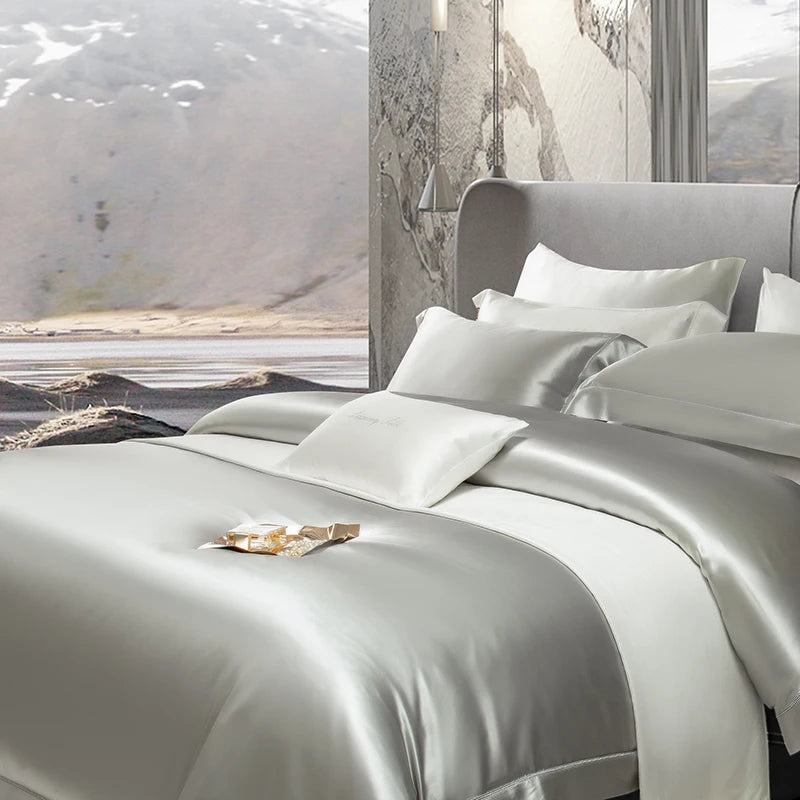 EmperorWeave Pure Silk Edition Duvet