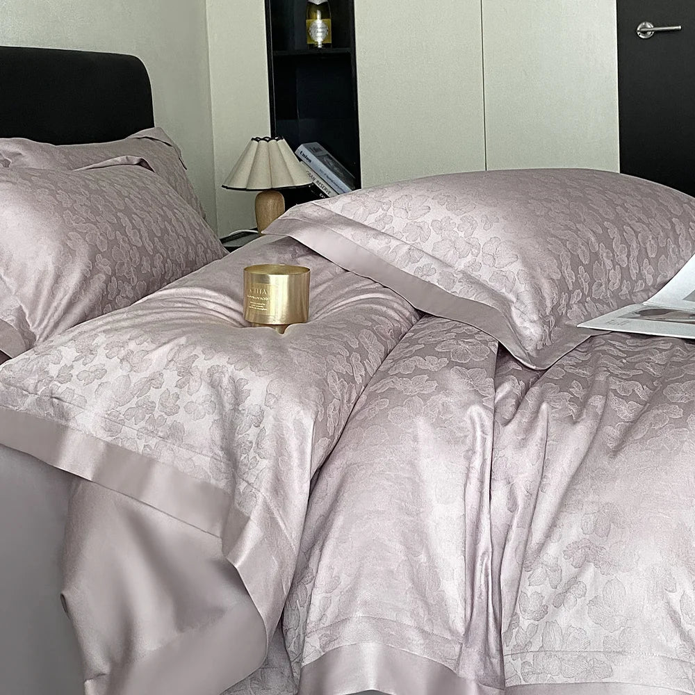 RegaliaSateen™ 4PCS Premium 100s Sateen Jacquard Bedding Set – Pure Cotton Sheet & Duvet Cover (Queen/King)