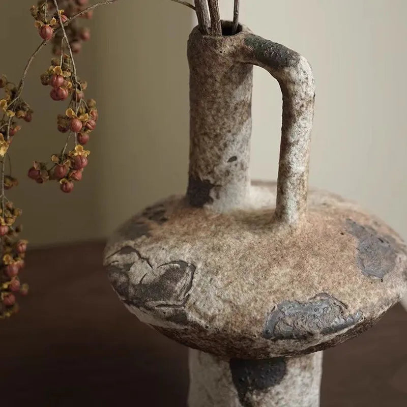 Rustique Silence Vase