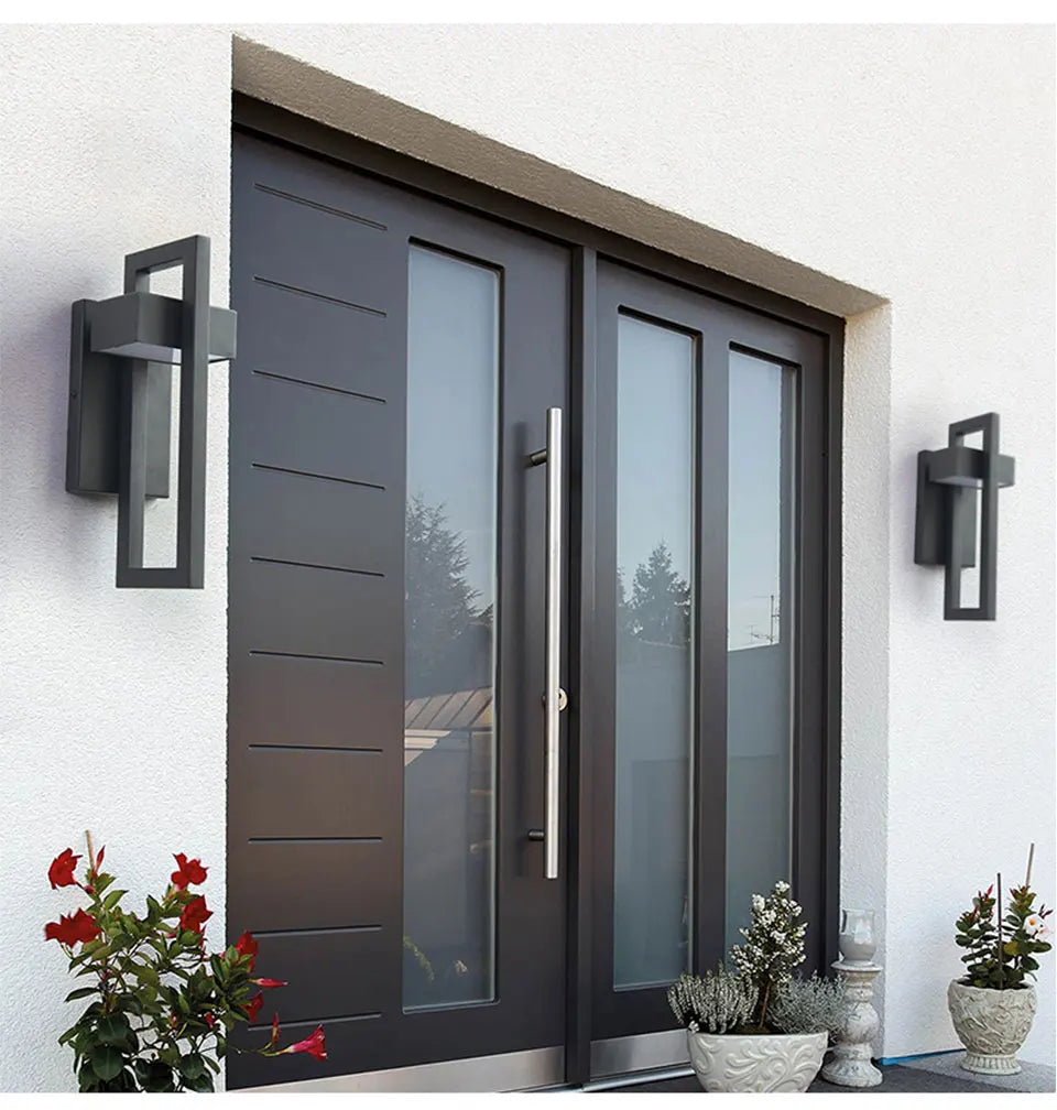 Castello Outdoor Light