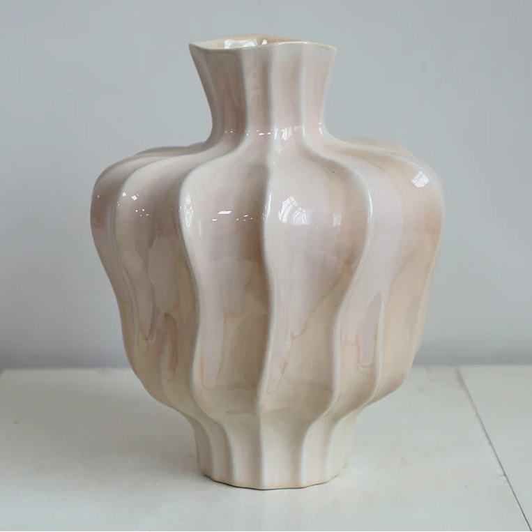 Luxe Blossom Curve Vase