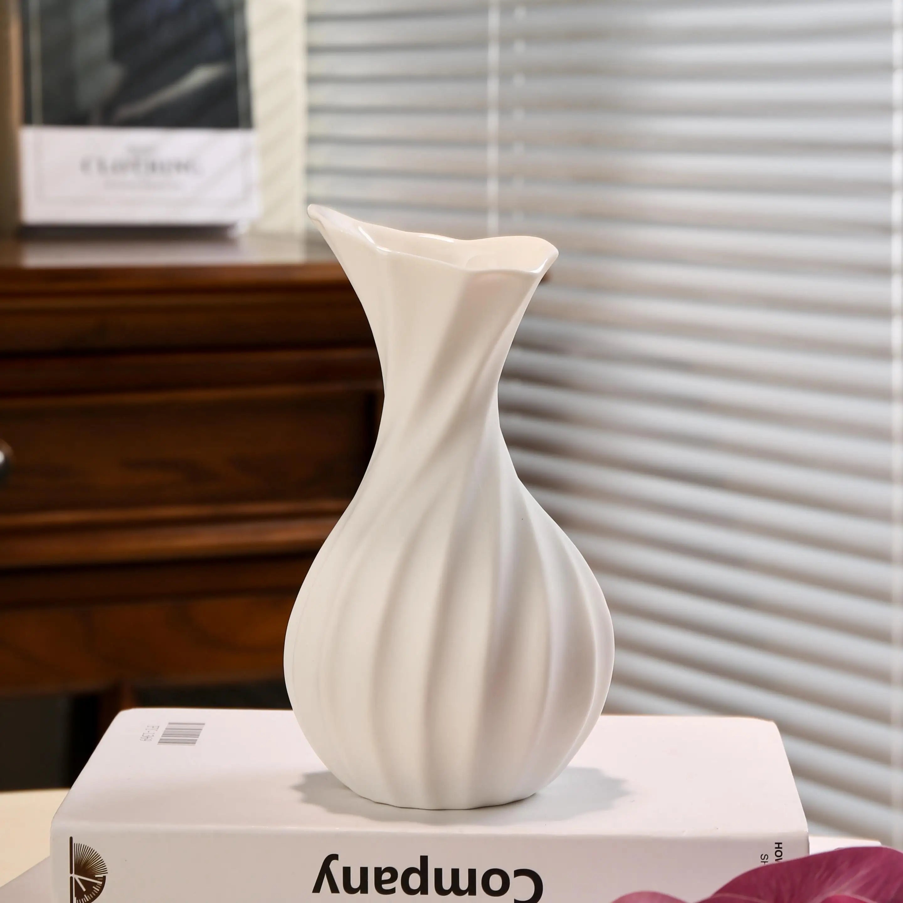 Ethereal Form Vase by PurelyhomeDeco