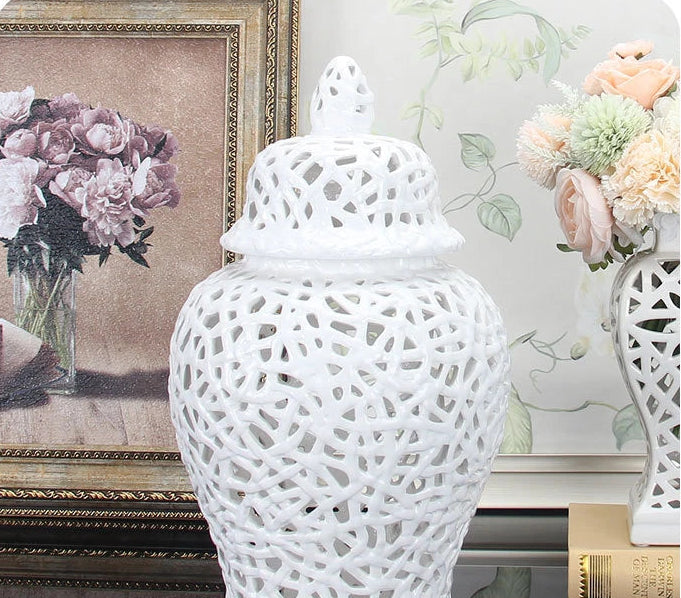 Échelon Gold – Ceramic Hollow Ginger Jar | Luxury Porcelain Home Decoration