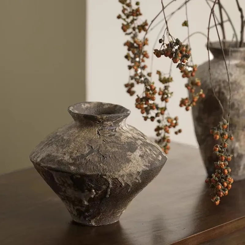 Rustique Silence Vase