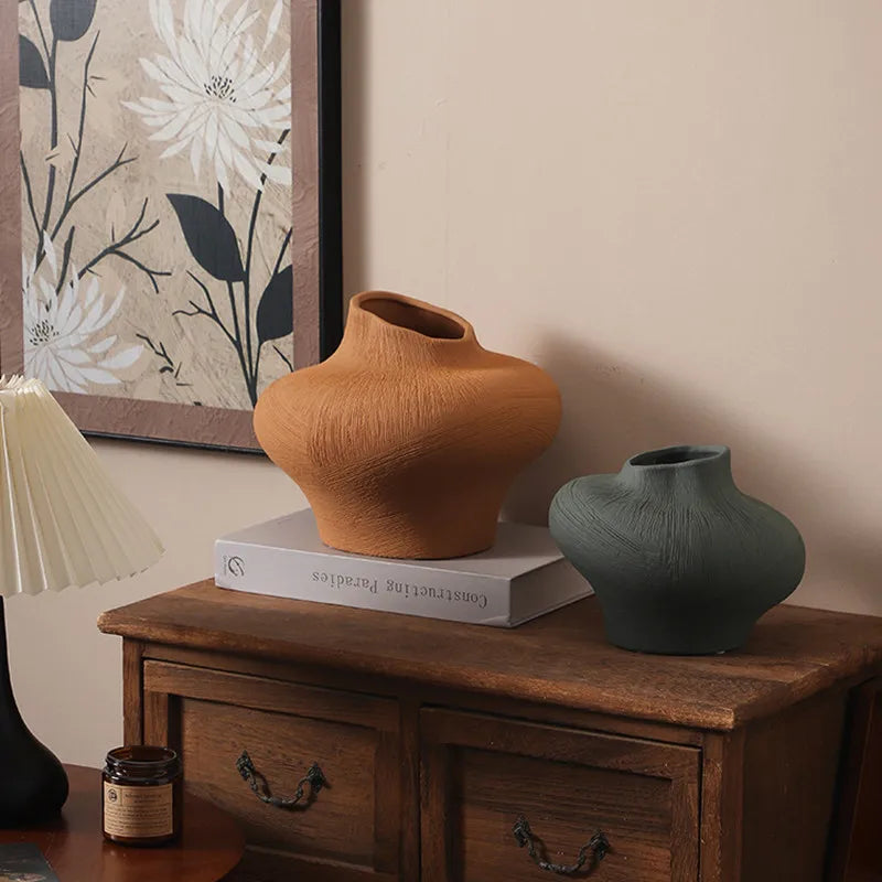 Retro Muse Ceramic Vase