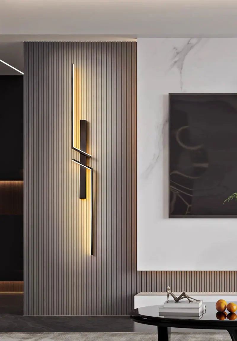 Obsidian Lux Wall Lamp