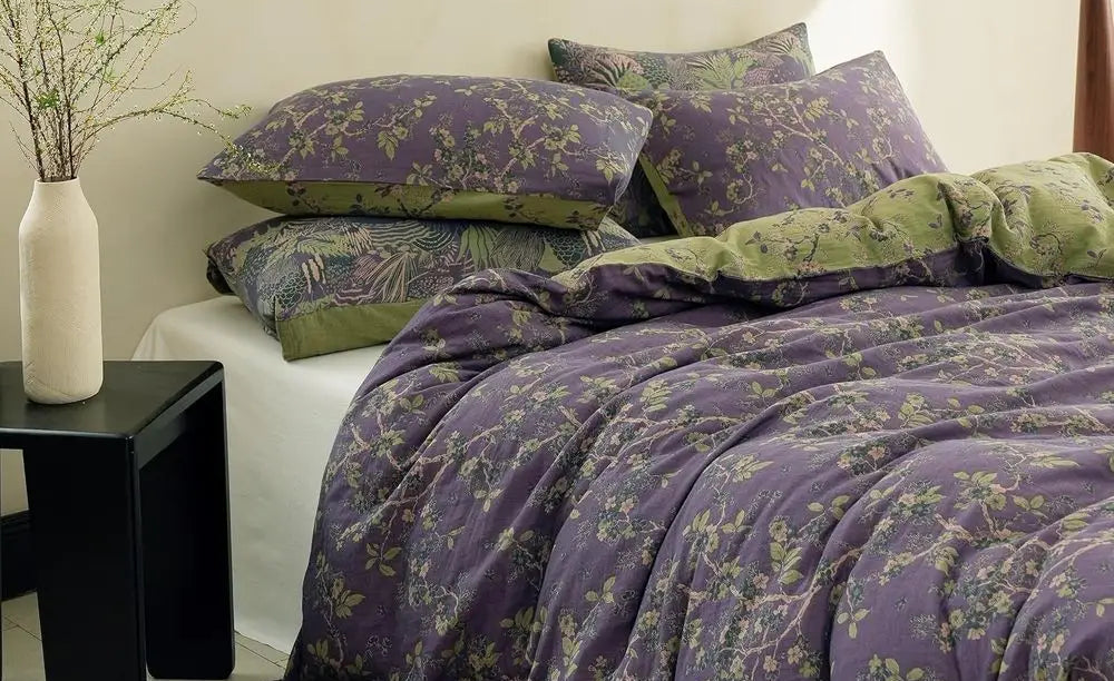 Violet Empress Jacquard Duvet Set