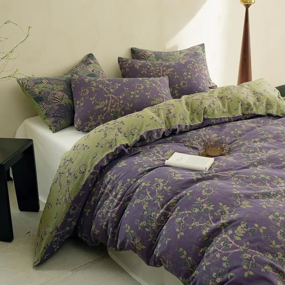 Violet Empress Jacquard Duvet Set