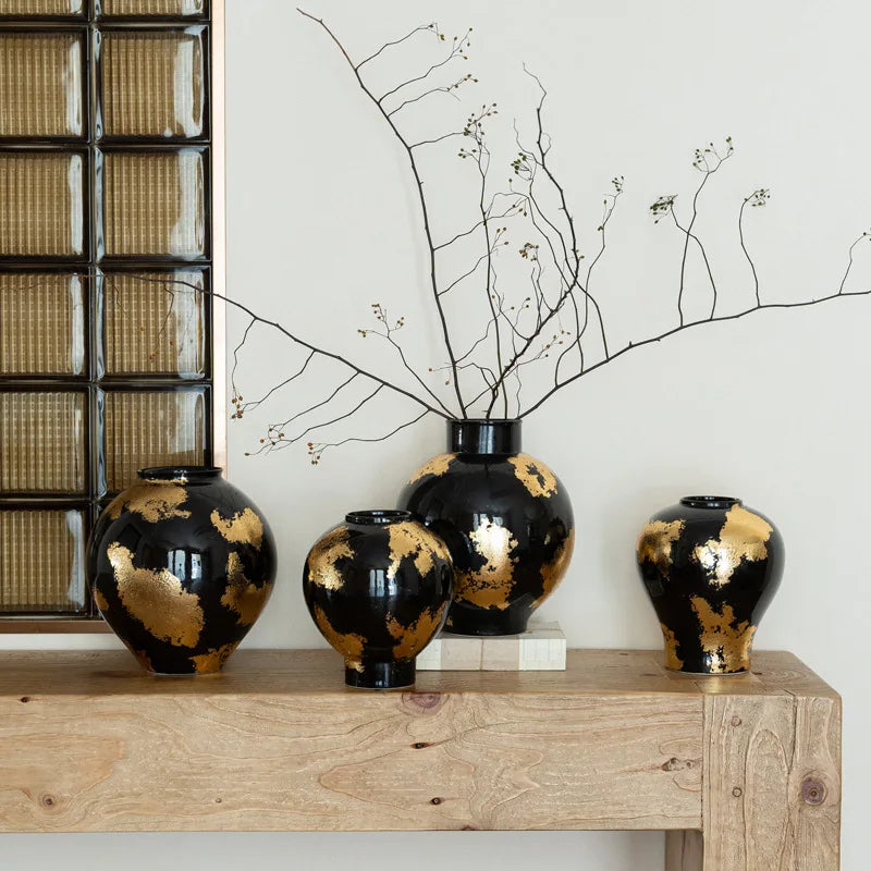 Aurelia Foil – Gold-Plated Porcelain Decorative Vase | Luxury Table Accent