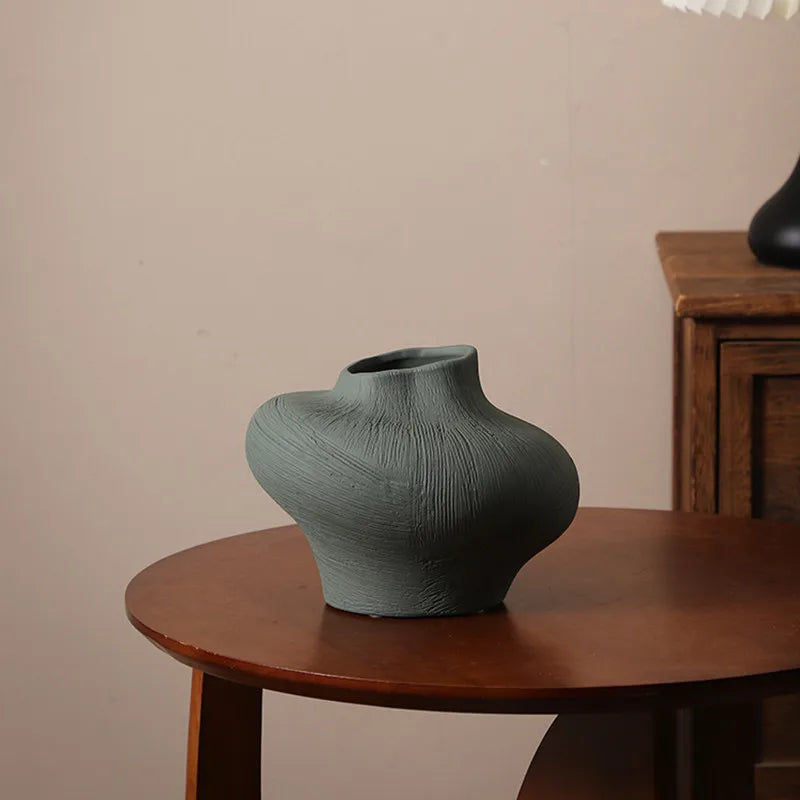 Retro Muse Ceramic Vase