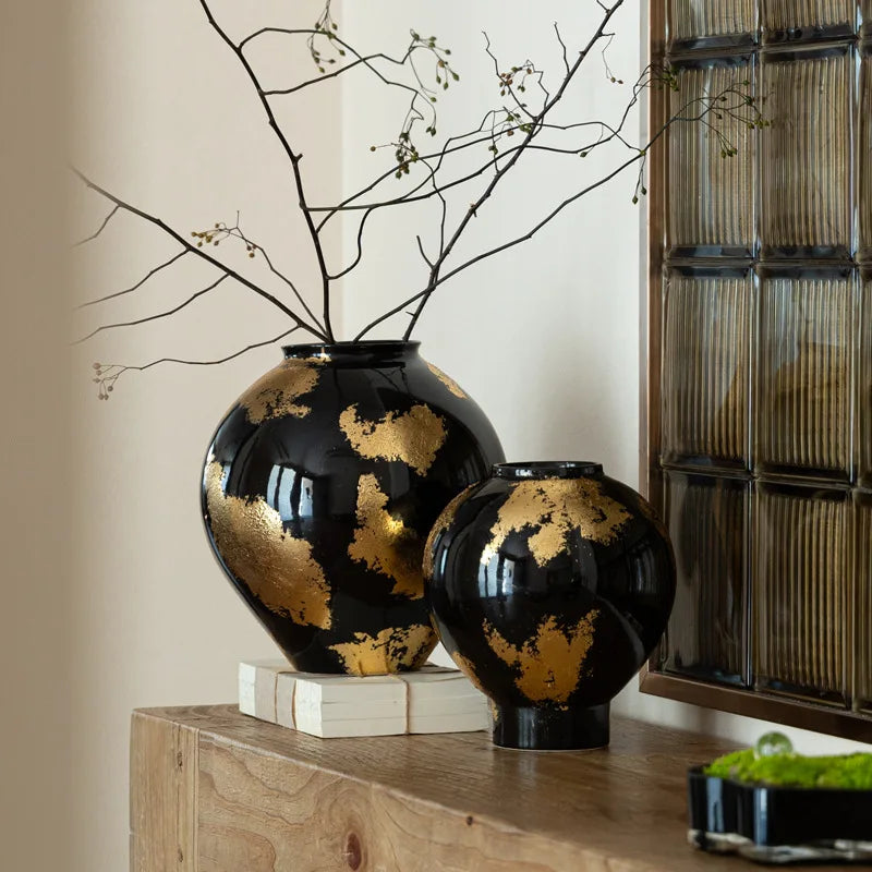 Aurelia Foil – Gold-Plated Porcelain Decorative Vase | Luxury Table Accent