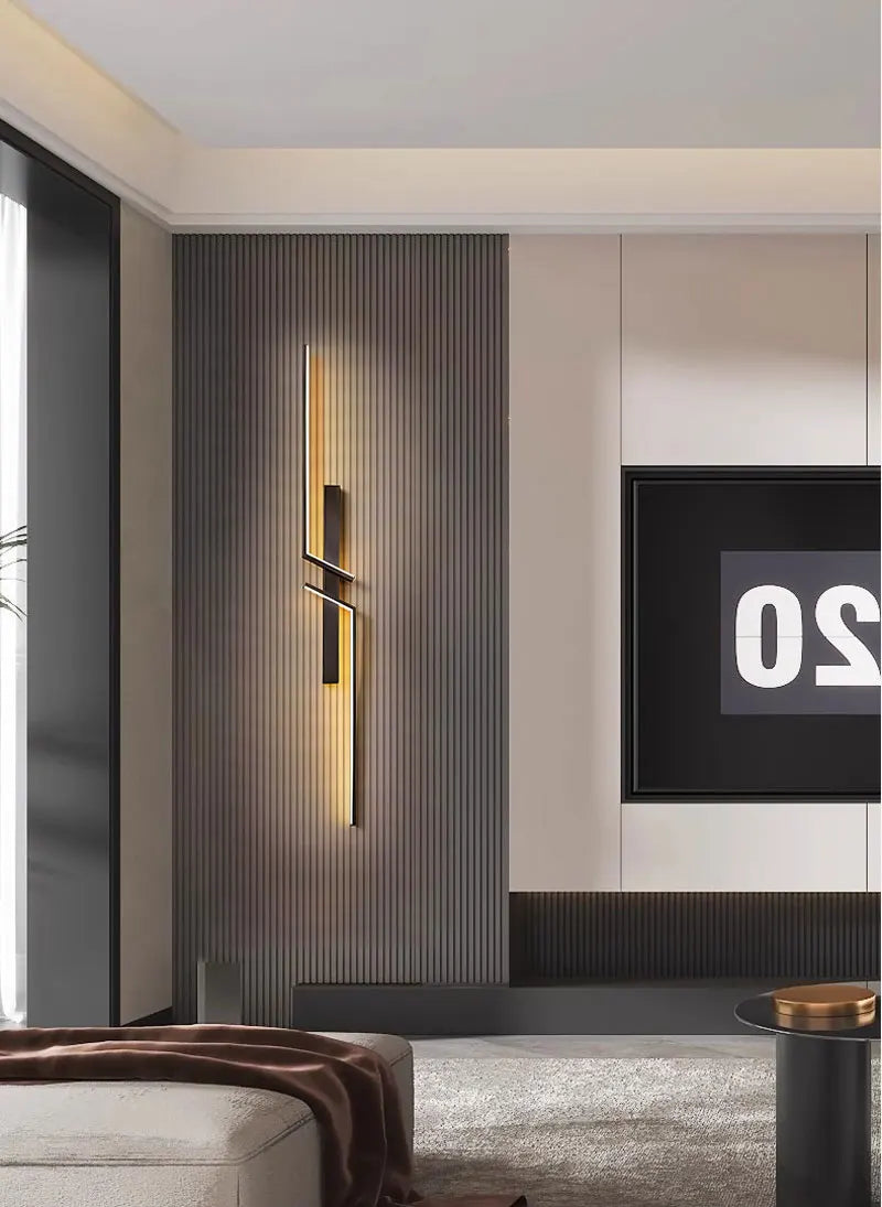 Obsidian Lux Wall Lamp