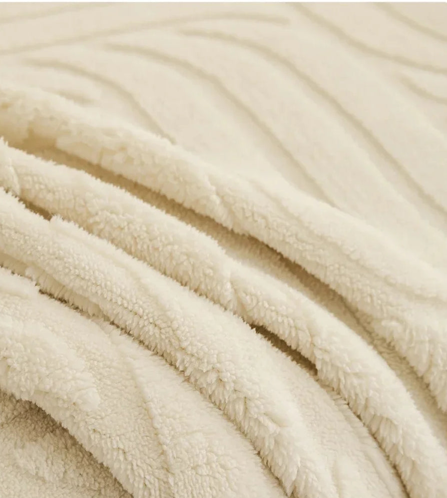 VÉLUNA™ Plush Sofa Cover