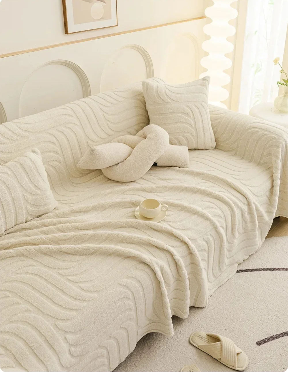 VÉLUNA™ Plush Sofa Cover