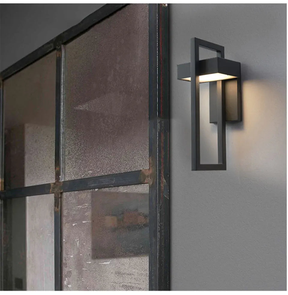 Castello Outdoor Light