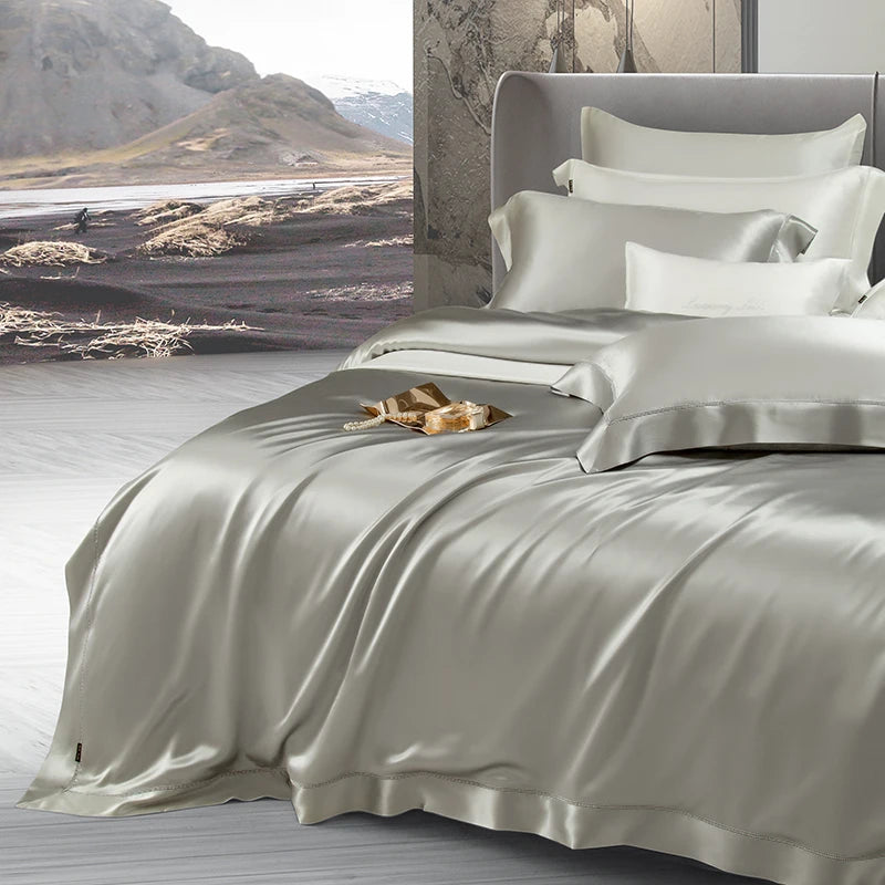 EmperorWeave Pure Silk Edition Duvet