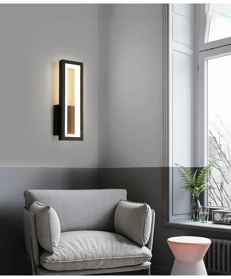 Linéa Duo – Modern Minimalist LED Wall Sconce | Black & White Bedside Light