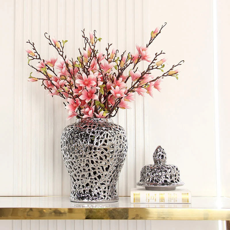 Échelon Gold – Ceramic Hollow Ginger Jar | Luxury Porcelain Home Decoration