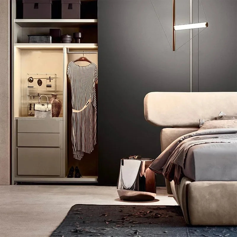 AUREA SOTTILE™ Italian Slim Gold Side Table by PurelyhomeDeco