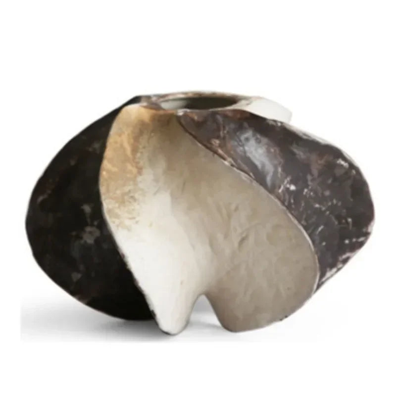 Carambola Muse Vase by PurelyhomeDeco