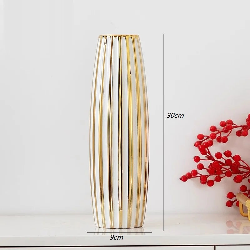 Château Luxe Gold Vase