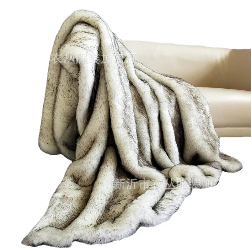 Velours Nocturne – Luxury Faux Fur Plush Blanket